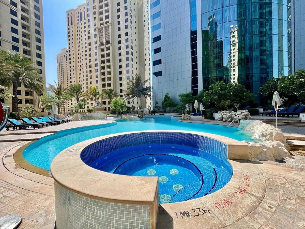 Ar Holiday Home Jbr Dubai Esterno foto